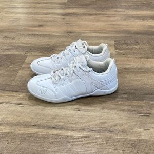 Varsity Cheer Sneaker~ Great Condition